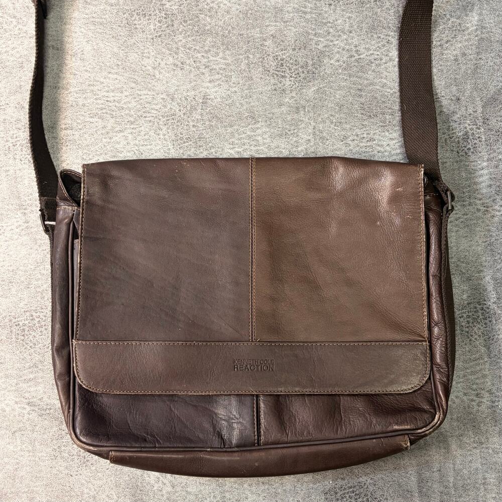 Kenneth Cole Reaction Brown Leather Messenger Bag